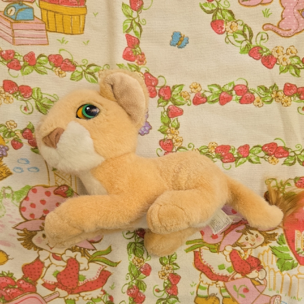 Vintage The Lion King Nala Purring Plush